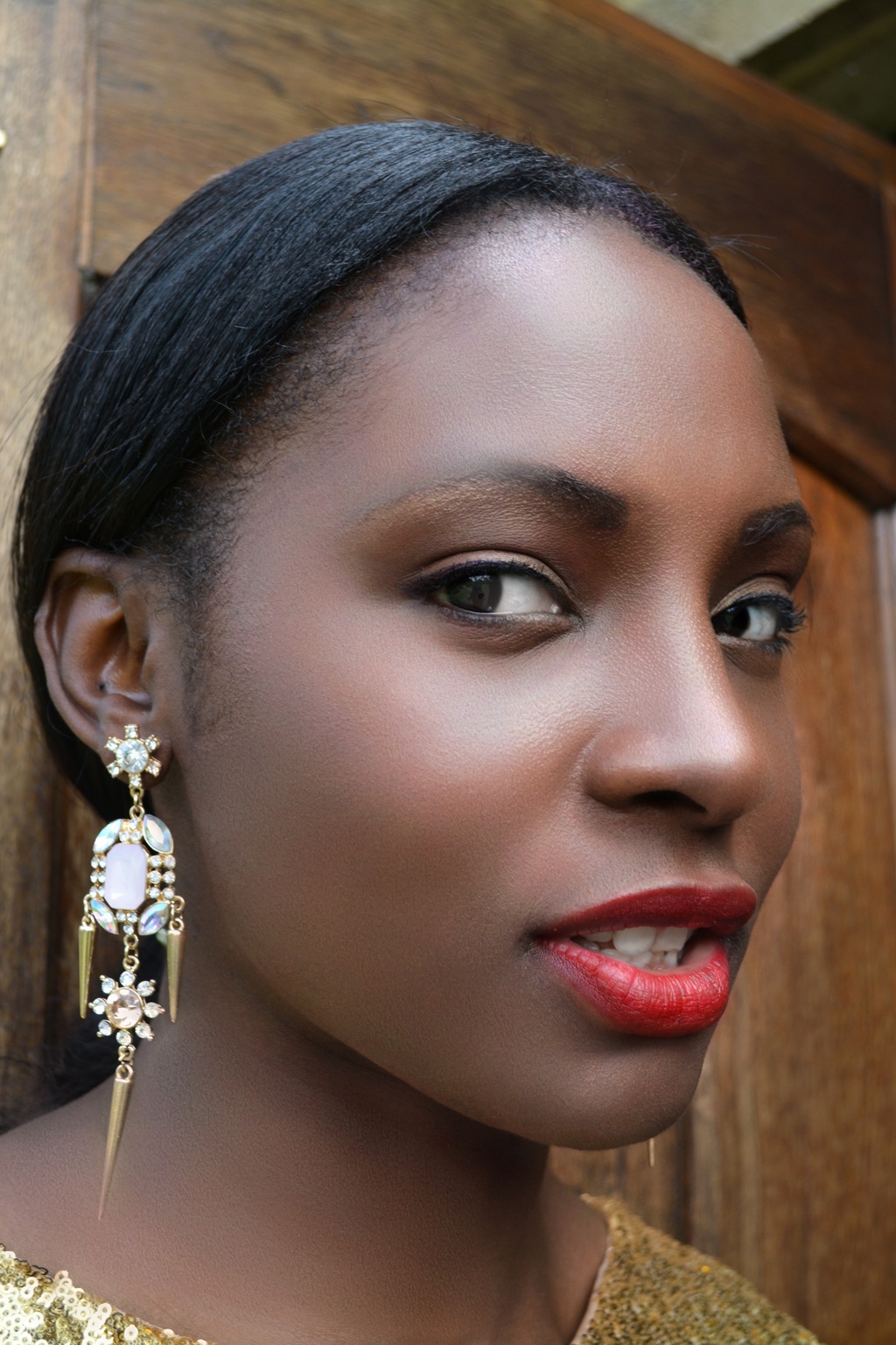 Last Minute Phtography London, A portrait of a beautiful woman by Remo Kurka